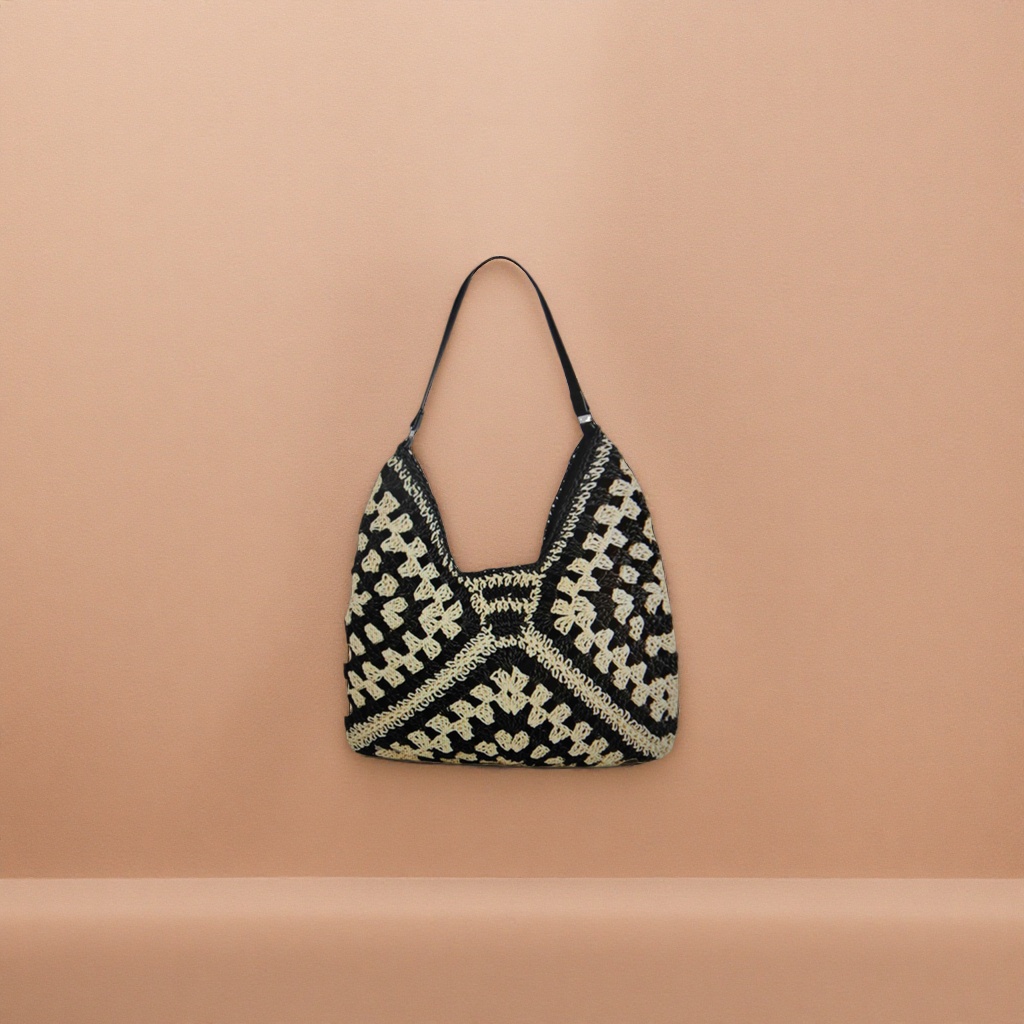 Black and white crochet handbag, a casual, fashionable and versatile single-shoulder bag for women