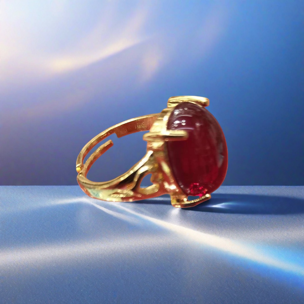 Red gemstone ring, a fashionable and simple ladies' ring, a red gemstone inlaid ring Application Scenario