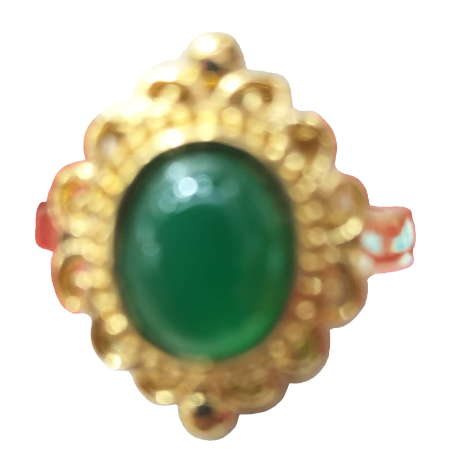 A simple and fashionable lady's ring with a golden ring and green gemstones Item Picture