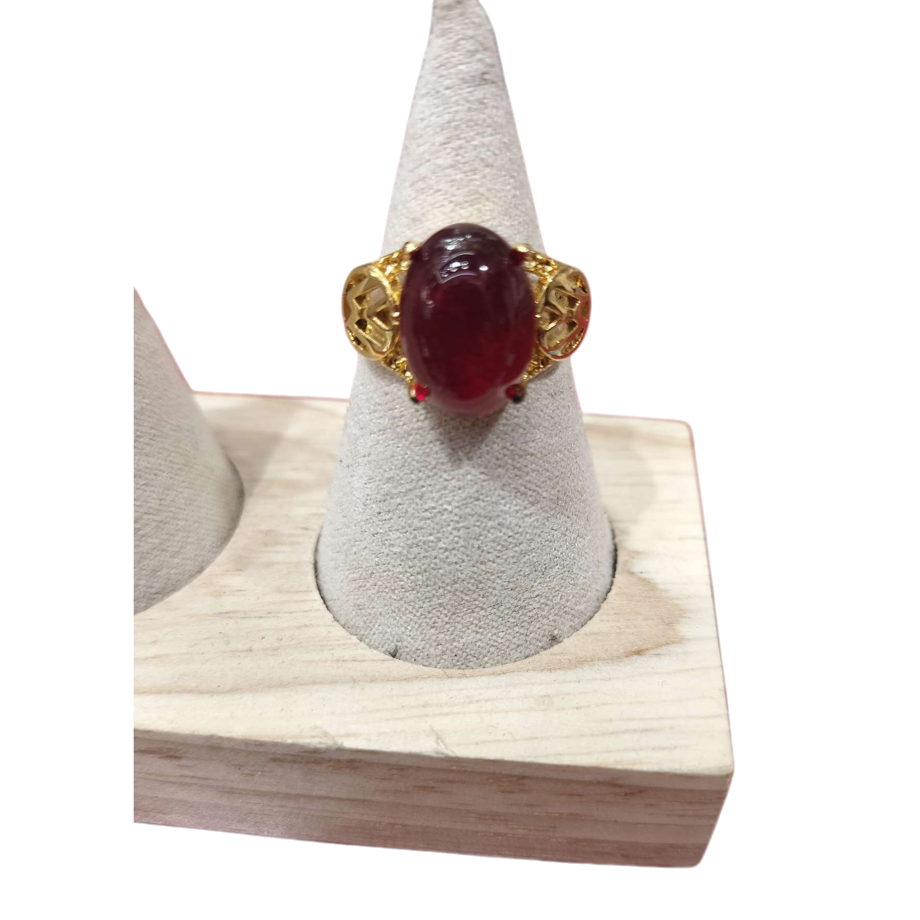 A simple, fashionable and versatile gold ring for women, a pure silver gold-plated ring for ladies' accessories Item Picture