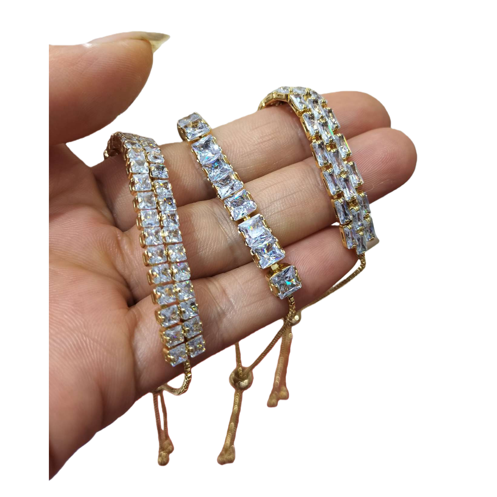 The golden diamond-encrusted handheld display bracelet shines as a light luxury lady's accessory Item Picture