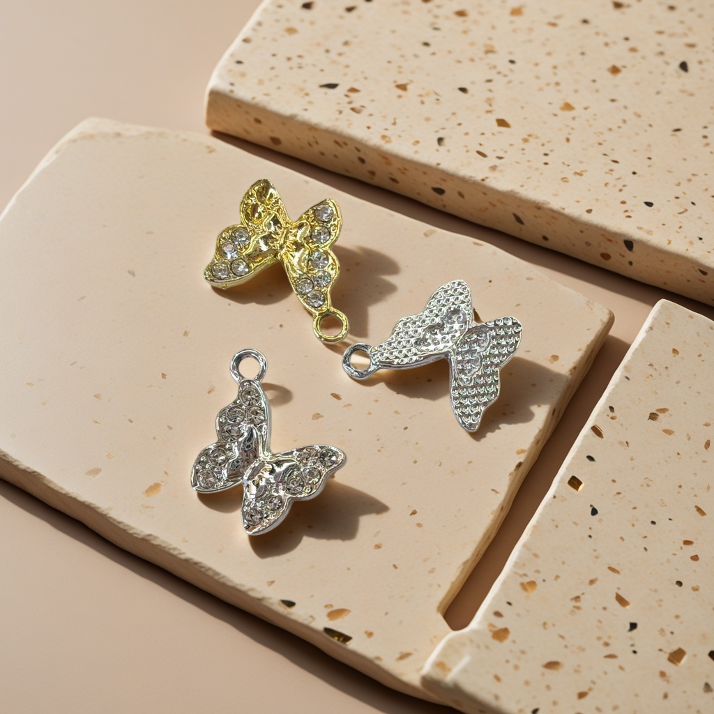 A fashionable and light luxury women's necklace with a gold and silver butterfly and diamond inlay details Picture