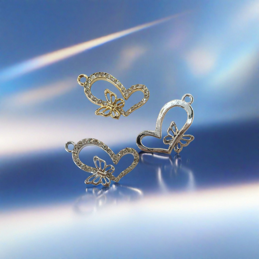 Gold diamond-encrusted heart-shaped butterfly pendant, silver diamond-encrusted hollow butterfly pendant Specification image