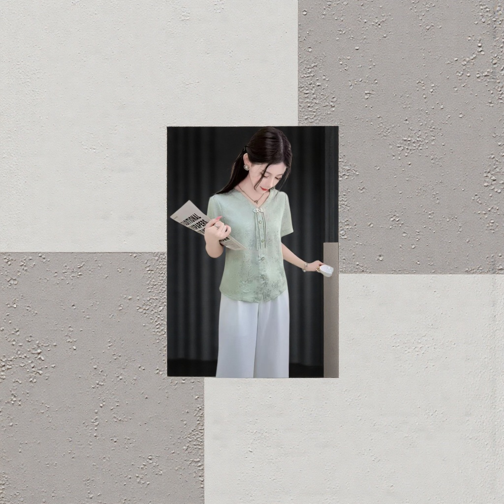 Light green patterned V-neck short-sleeved top, Chinese-style top