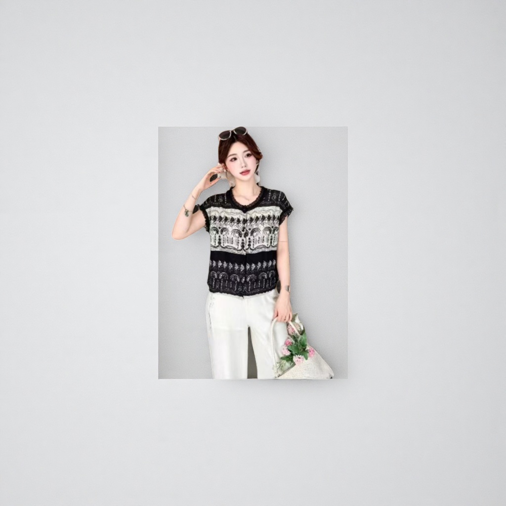 Black and white patterned short-sleeved top for women's summer fashion, slimming and shaping Specification image