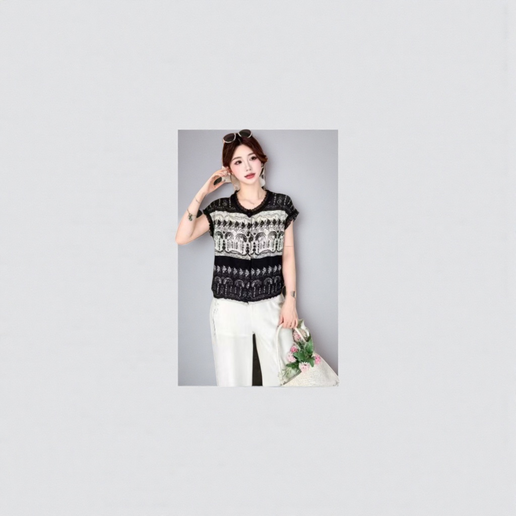 Black and white patterned short-sleeved top for women's summer fashion, slimming and shaping