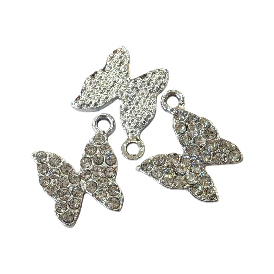 Silver diamond-encrusted butterfly pendant, a fashionable and versatile necklace for women Item Picture