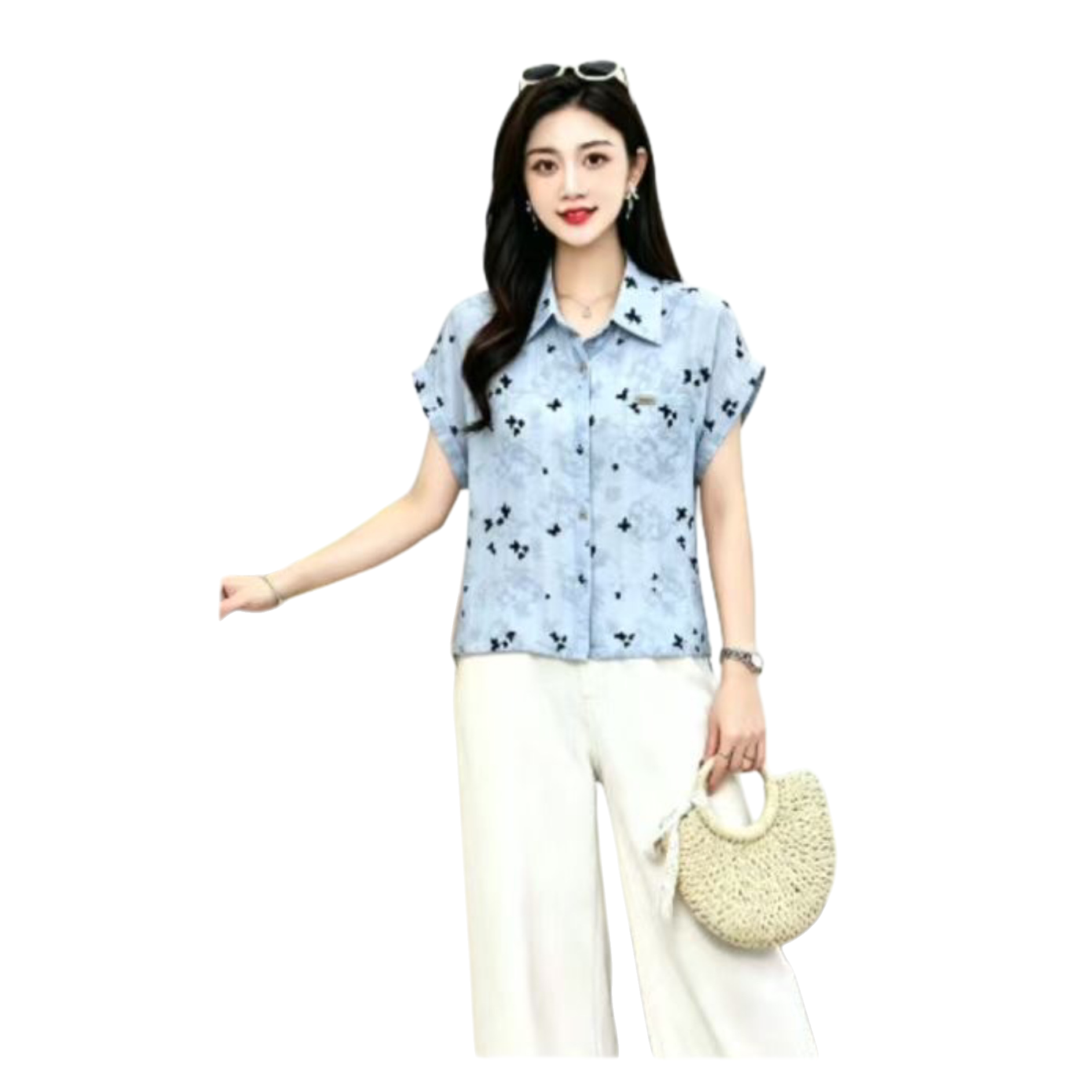 A light blue butterfly print short-sleeved shirt for women, a fashionable and slimming top Item Picture