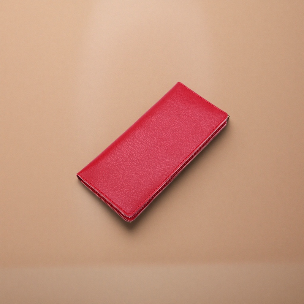 This red leather wallet is fashionable and simple. It's a long leather wallet for women and can store small change in calfskin details Picture