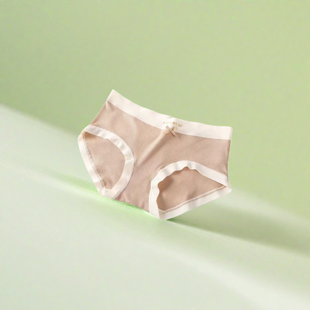 Beige striped pure cotton men's underwear is comfortable and breathable with flat corners at the four corners Application Scenario