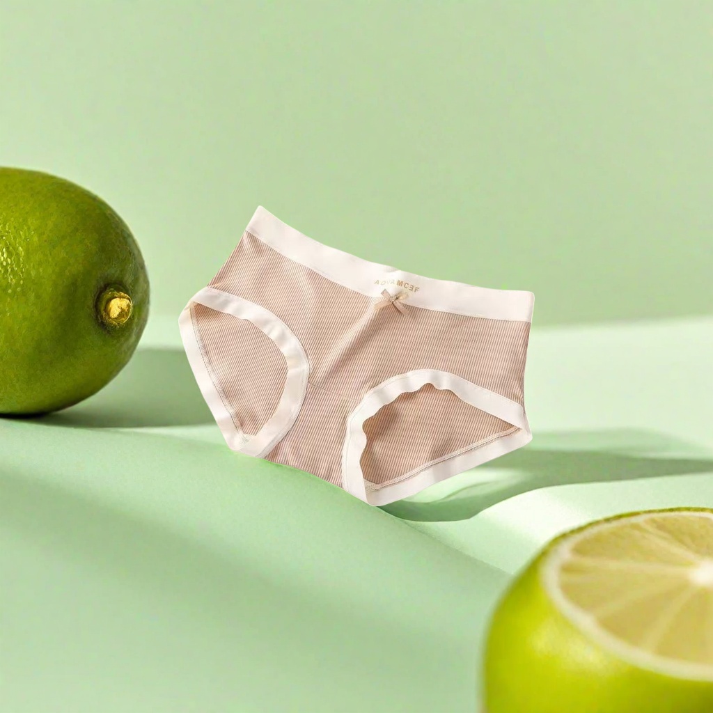 Beige striped pure cotton men's underwear is comfortable and breathable with flat corners at the four corners details Picture