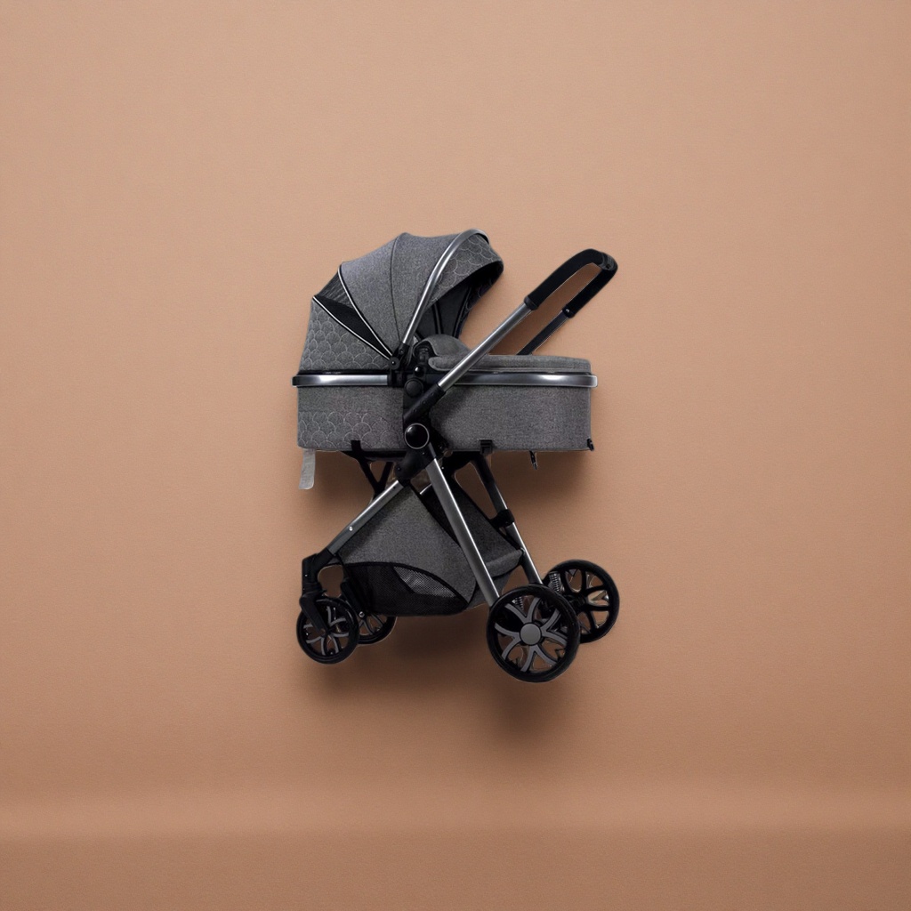 The grey baby stroller with an aluminum alloy frame features a one-button retraction for convenient travel and is suitable for children aged 0-3 Application Scenario