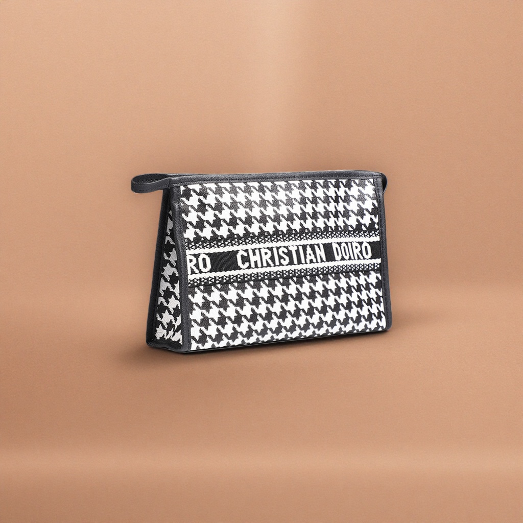 Black and white checkered makeup bag, large-capacity portable toiletry and storage bag