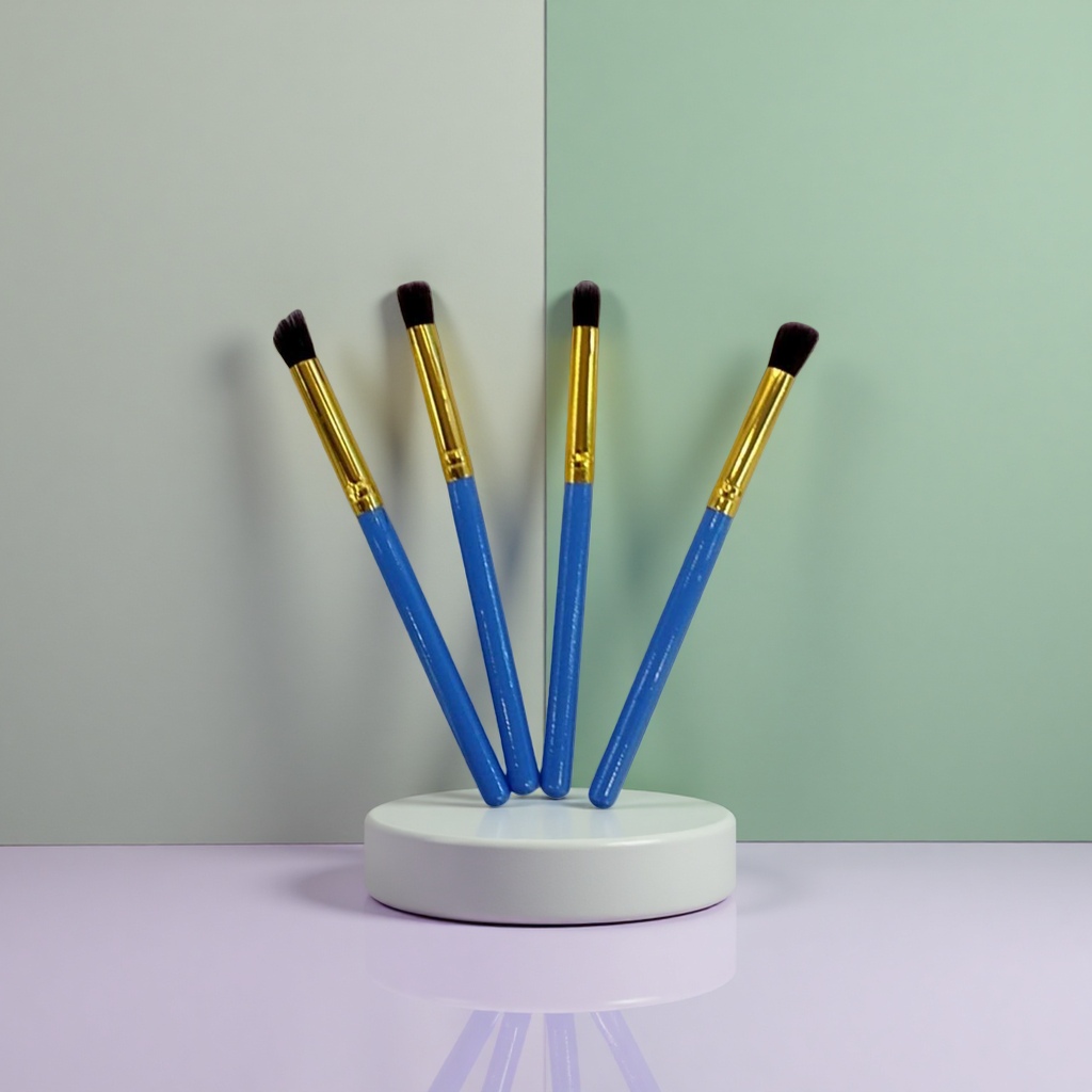 مقبض أزرق، فرشاة شعر ذهبية، فرشاة مكياج مهني ناعم وخفيف Specification image