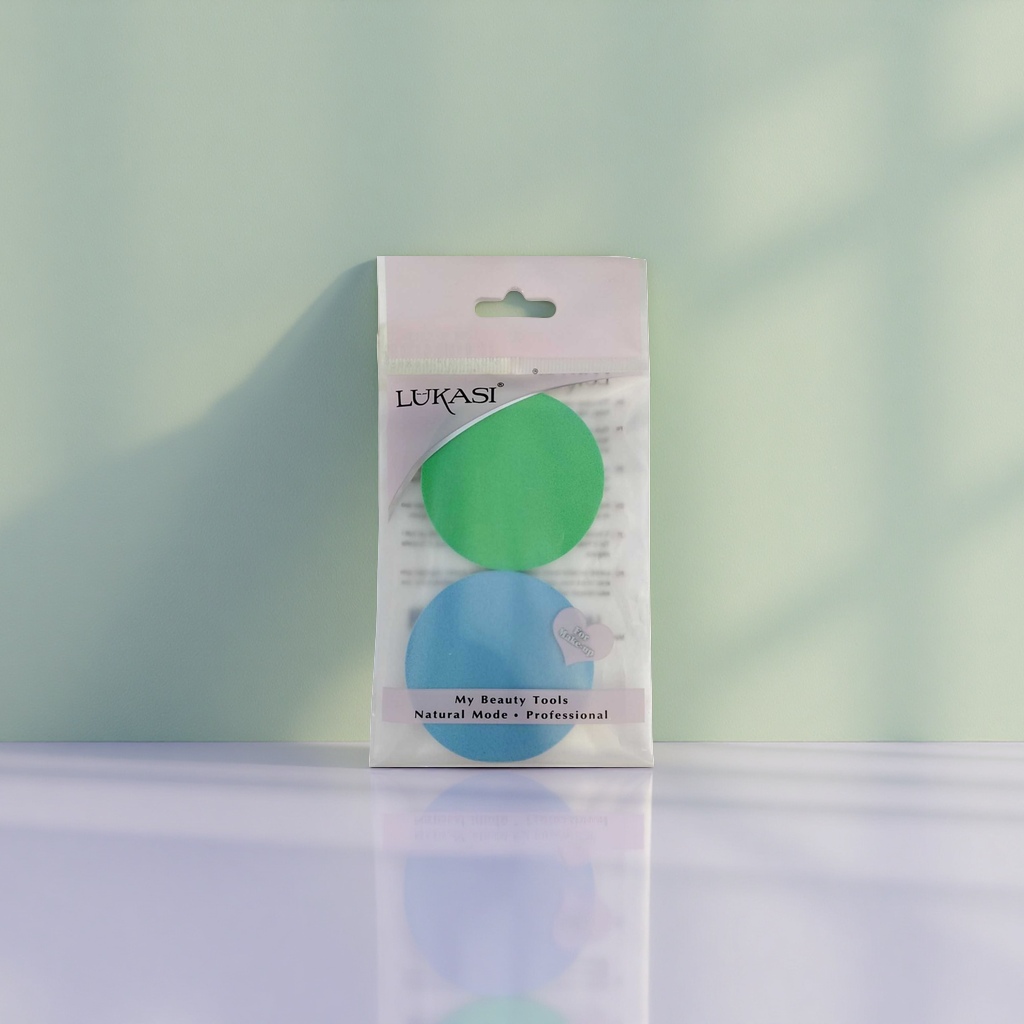 Green and blue round beauty eggs