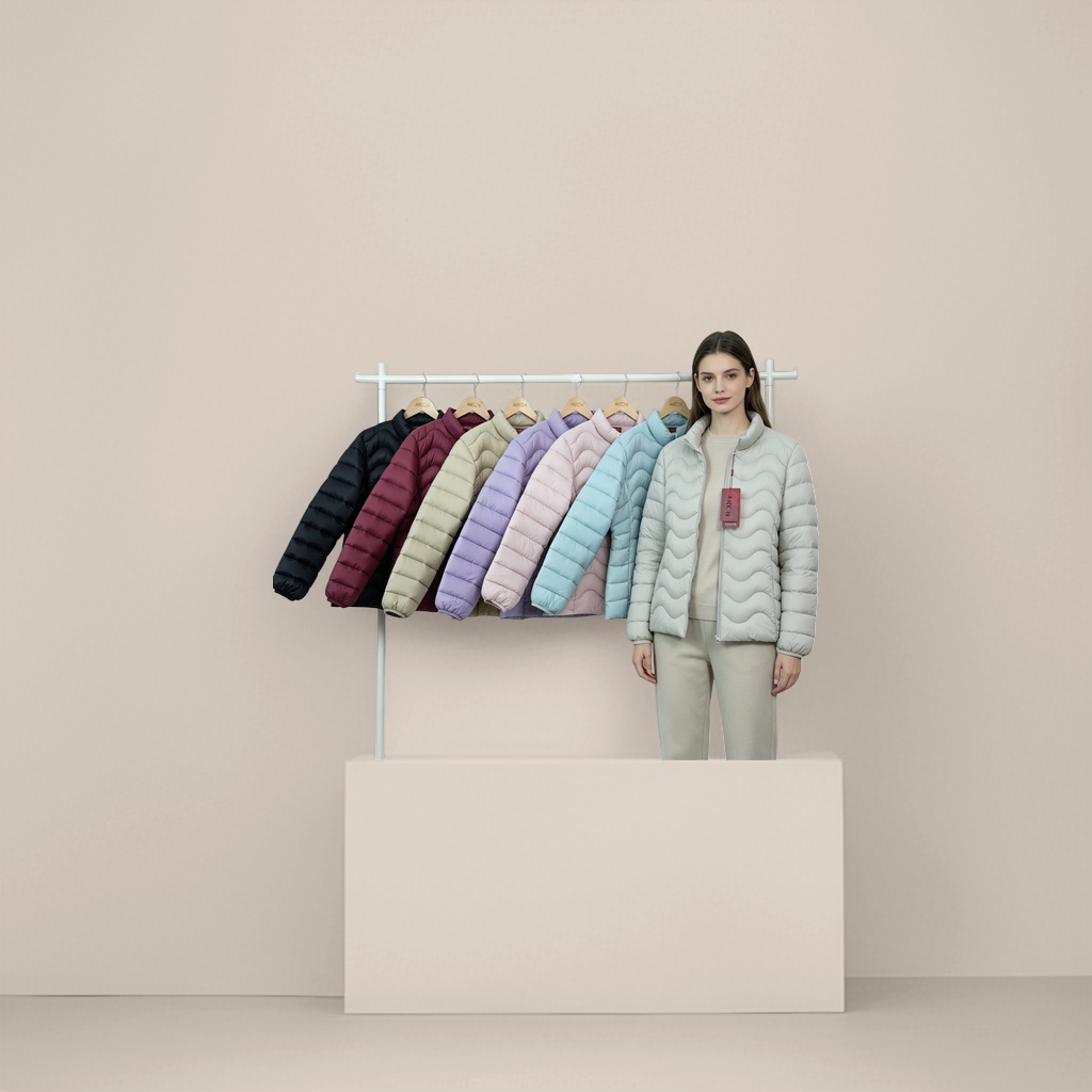 Seven colorful down cotton-padded jackets are fashionable, casual and warm