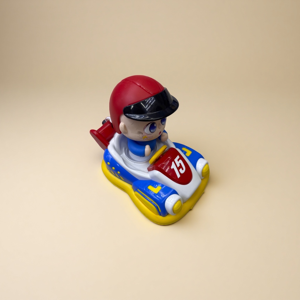 Colorful racing toy car, children's educational remote control alloy model car Application Scenario