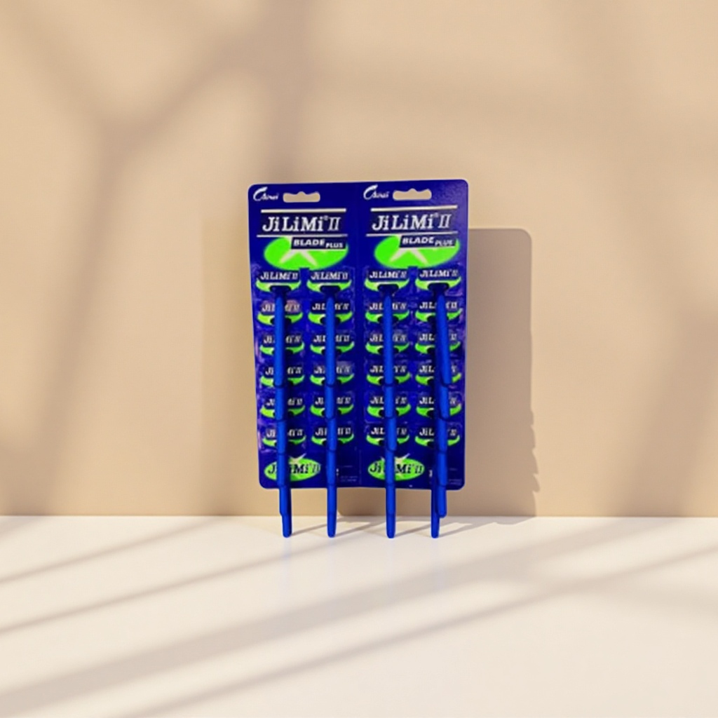 The blue-packaged razor blade is compatible with a blue handle and a green brand logo Application Scenario