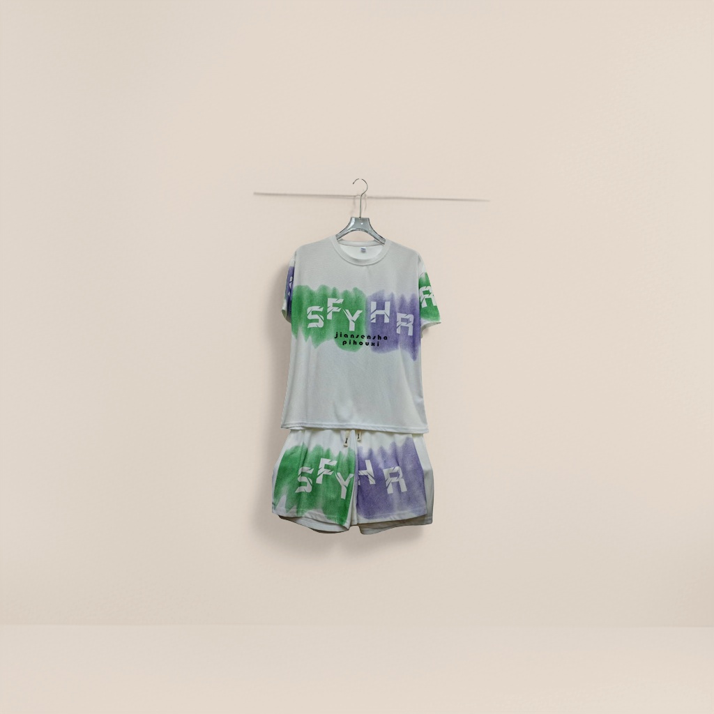 A white printed short-sleeved T-shirt and shorts set for men's casual summer wear Application Scenario