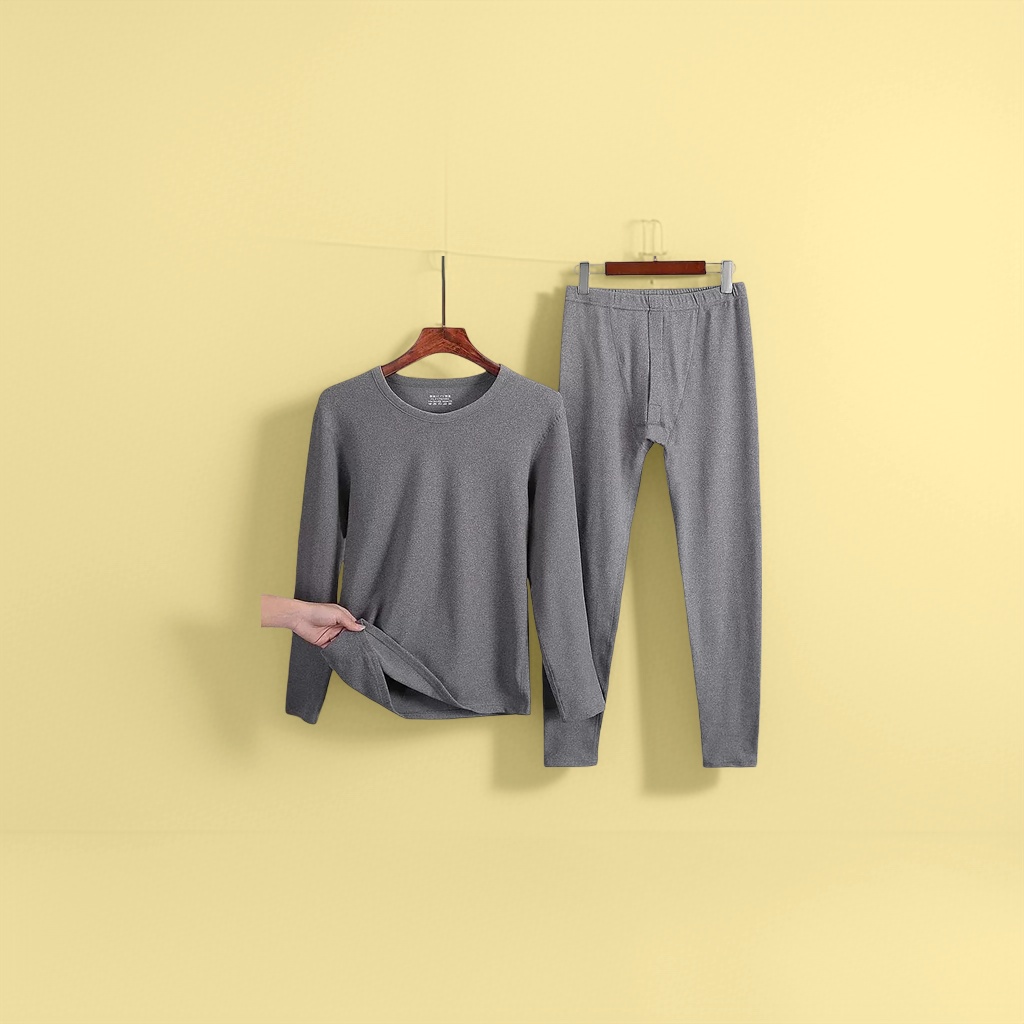 A thick grey thermal underwear set for men, a basic base layer for autumn and winter details Picture
