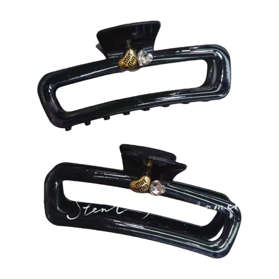 Black hairpins are simple and versatile for ladies' headwear. They are metal thin-handled anti-slip clips Item Picture