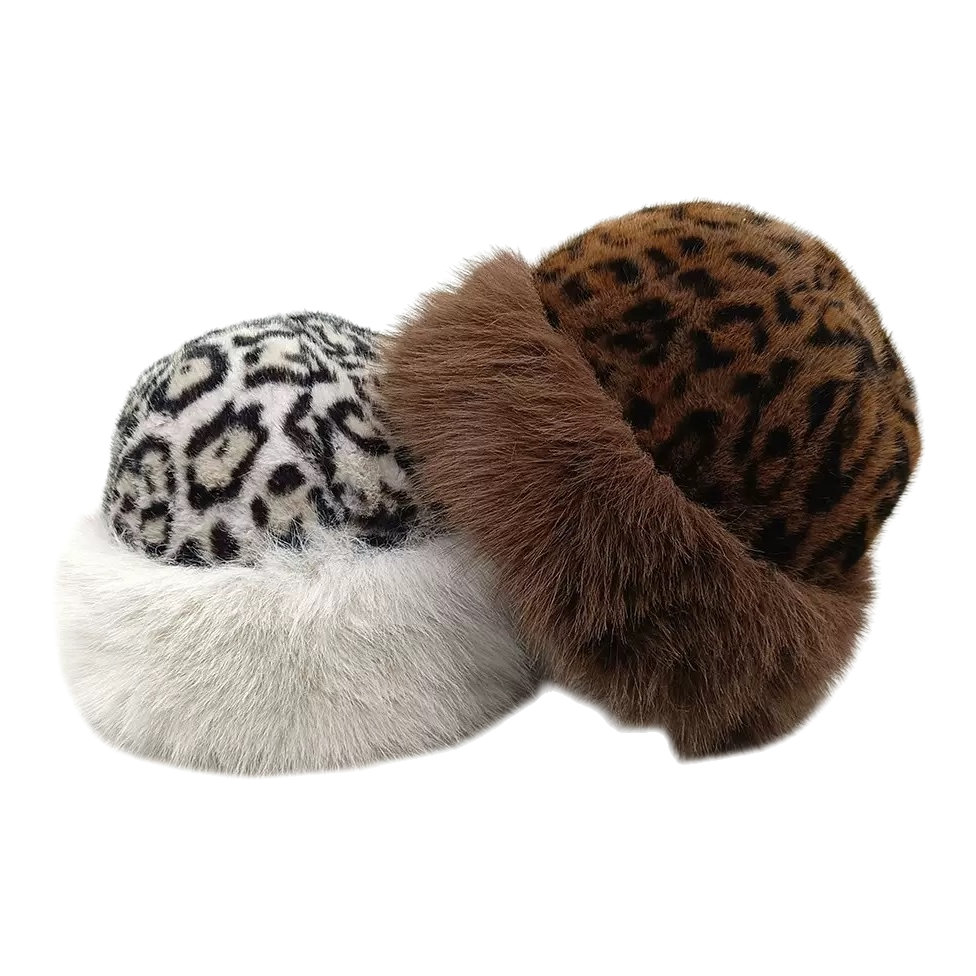 Leopard print plush warm hat, fashionable autumn and winter women's woolen hat Item Picture