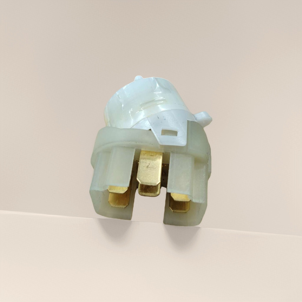 Factory direct sales of white plug lamp socket 357905865 details Picture