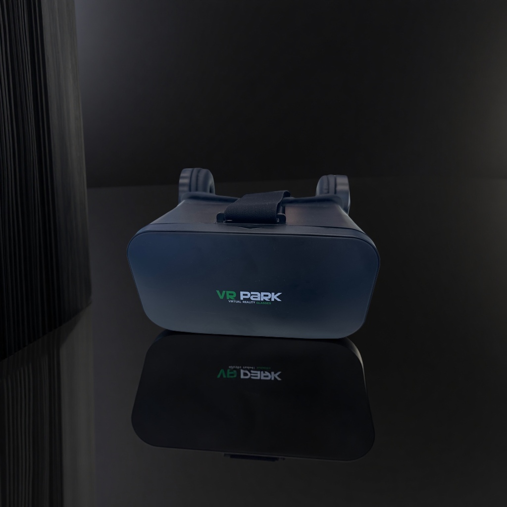 Black VR glasses 3D immersive virtual reality headsets are clear, eye-protecting and compatible with mobile phones Application Scenario