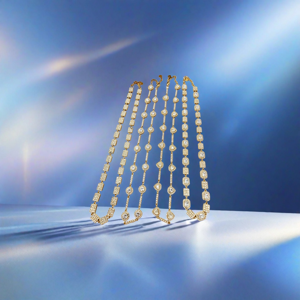 Golden diamond-encrusted necklace for women, light luxury, simple and versatile collarbone chain Specification image