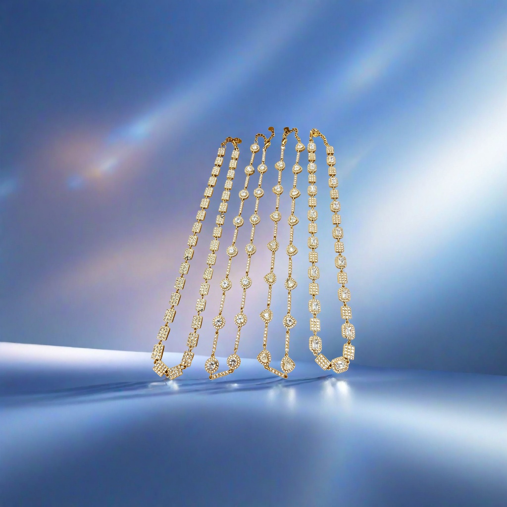 Golden diamond-encrusted necklace for women, light luxury, simple and versatile collarbone chain Application Scenario