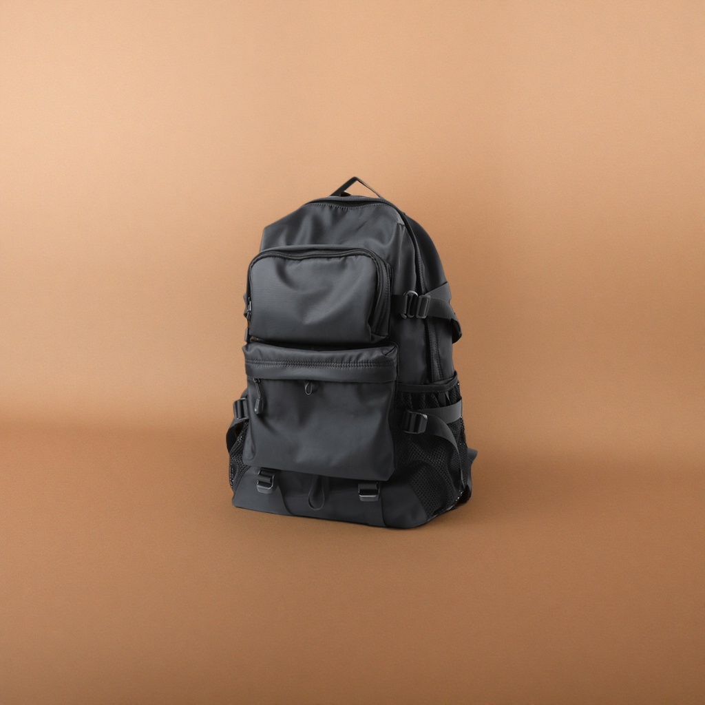 Black backpack, wear-resistant nylon commuter student travel backpack details Picture