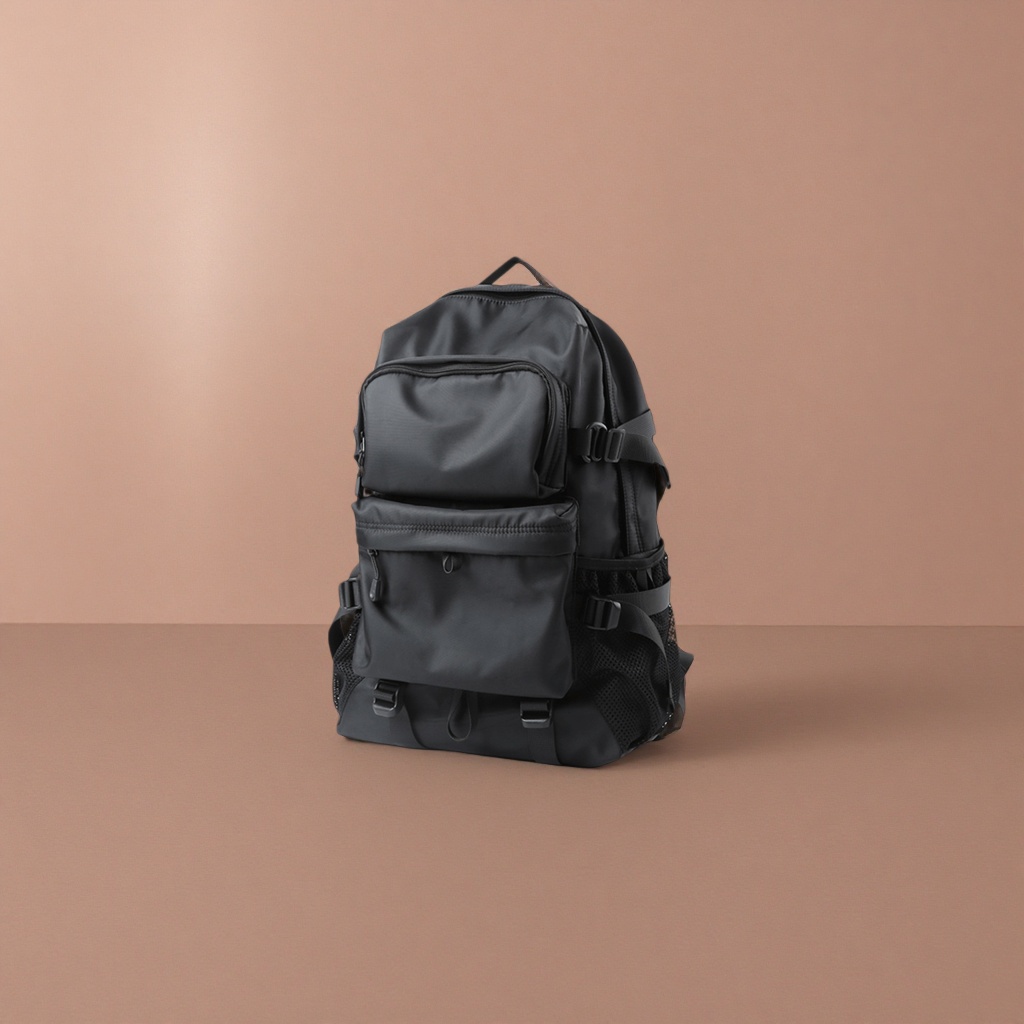 Black backpack, wear-resistant nylon commuter student travel backpack Application Scenario