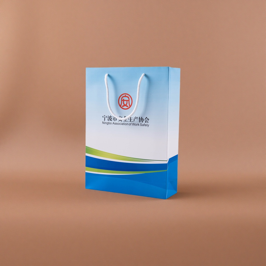 تحمل شعار "أحمر أحمر" من "رابطة الإنتاج الآمن في مدينة نينغبو" Specification image