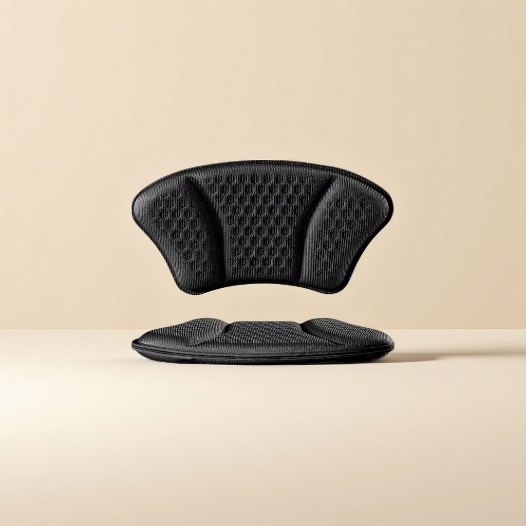 The black honeycomb texture insole is breathable, shock-absorbing, anti-slip and provides comfortable arch support Specification image