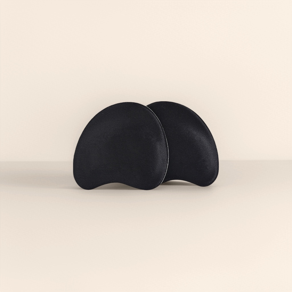 Black knee pads, thickened anti-slip and breathable sports knee protectors Application Scenario