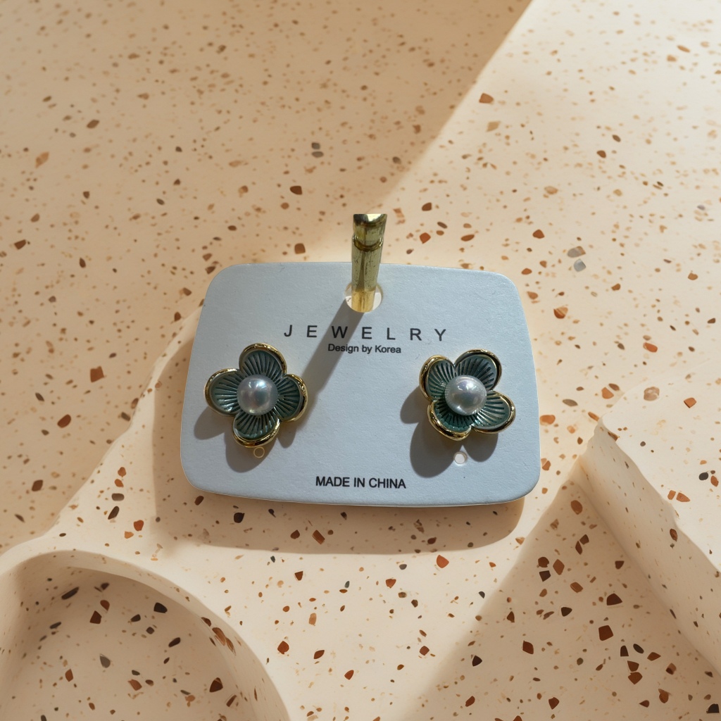 Green flower pearl stud earrings are fashionable and simple women's earrings Application Scenario