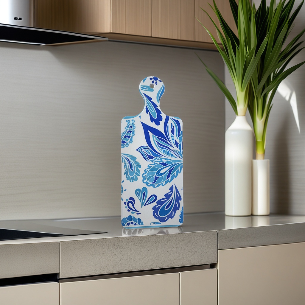 Blue and white patterned kitchen cutting board, food-grade thickened anti-slip cutting board Application Scenario