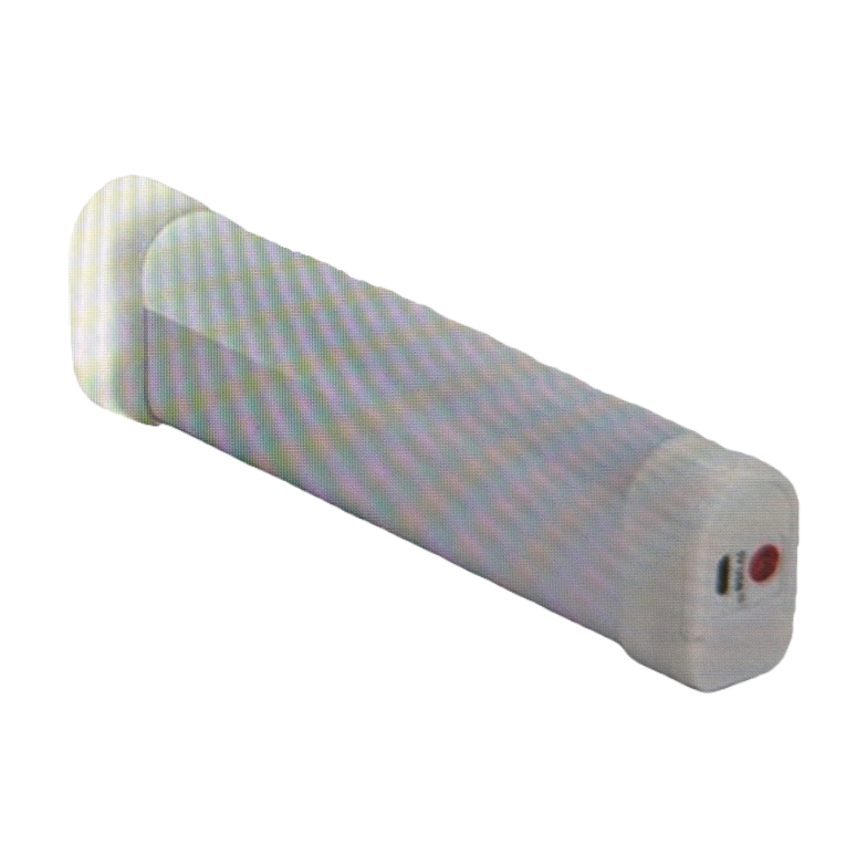 白色手持电筒 LED强光便携充电式户外照明工具 Item Picture