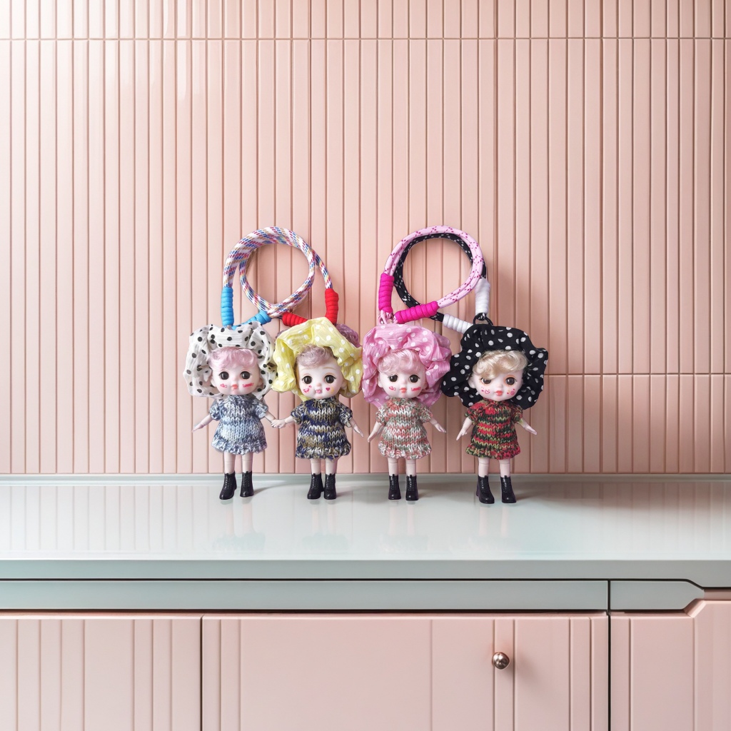 Pink background, colorful hair band, doll pendant, accessory set, doll keychain Specification image