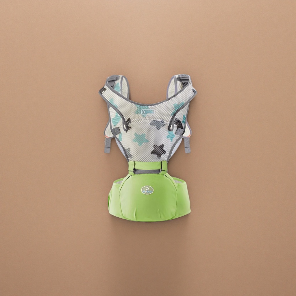 The green baby carrier is breathable and lightweight, with an adjustable waist stool style for newborns Application Scenario