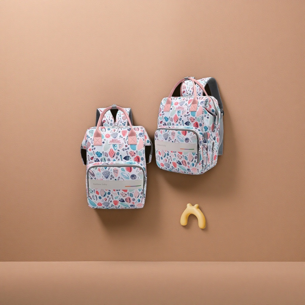 The colorful patterned baby backpack is lightweight, breathable and has adjustable shoulder straps, suitable for newborns