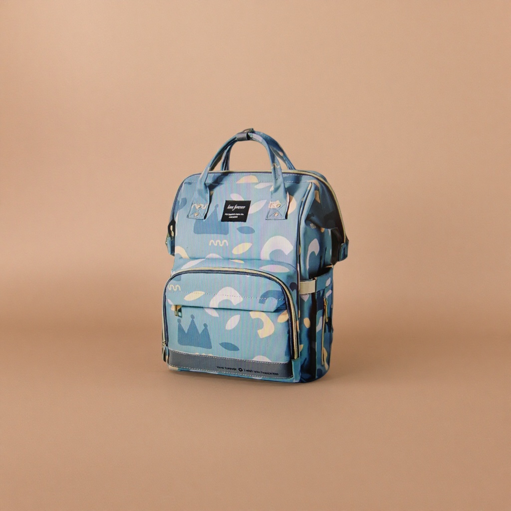 A fashionable and casual backpack with blue and white abstract patterns Application Scenario