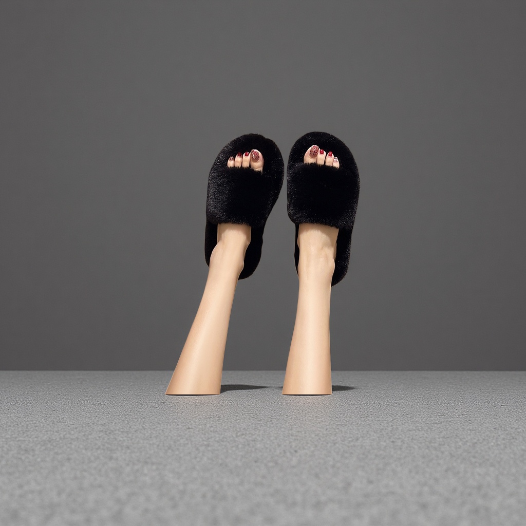 Black plush slippers for women to keep warm in autumn and winter, and thickened anti-slip cotton slippers for men to use indoors