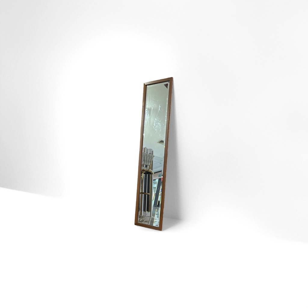 Golden carved frame mirror, a decorative mirror for the living room and bedroom, a grand and retro dressing mirror details Picture