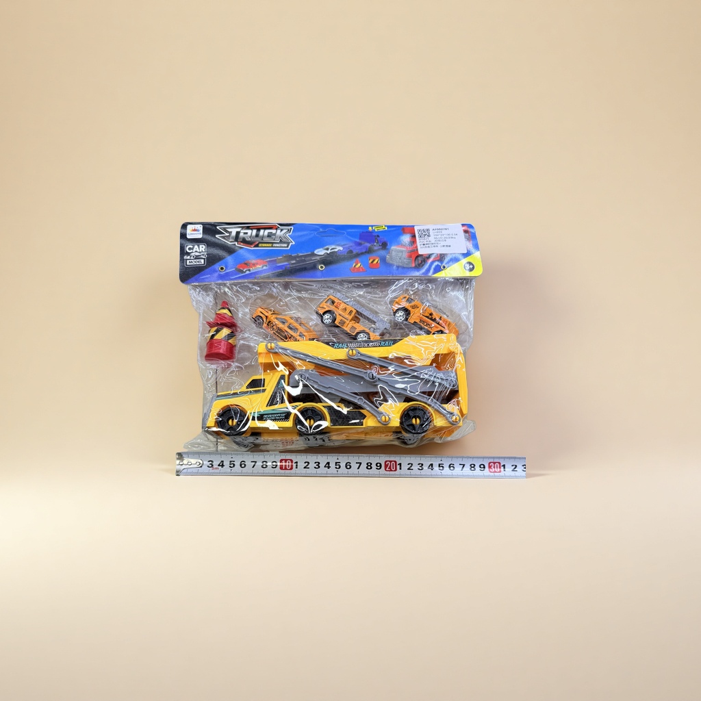 Yellow engineering vehicle toy set, simulating excavator, bulldozer and crane combination, children's intelligence and early education Application Scenario