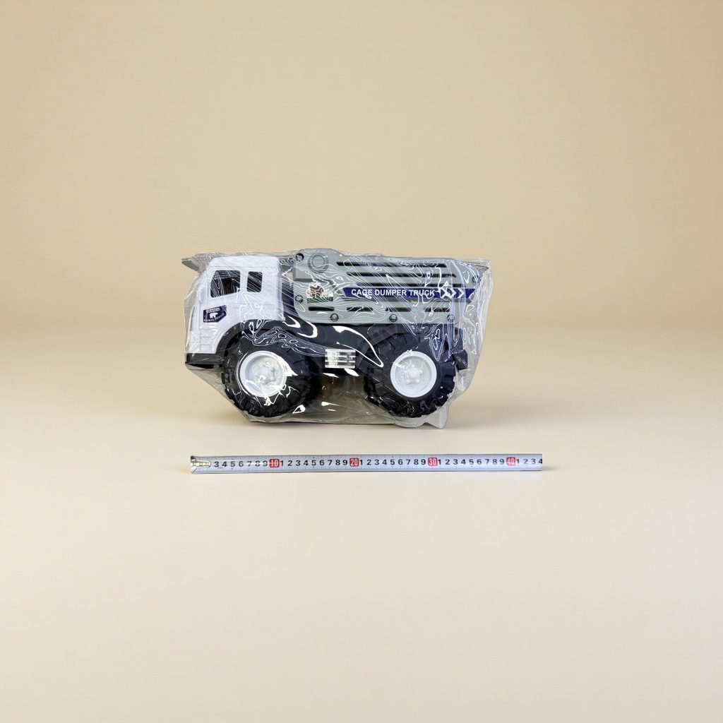 White toy truck, children's educational engineering vehicle, simulation tractor, boys' early education toy