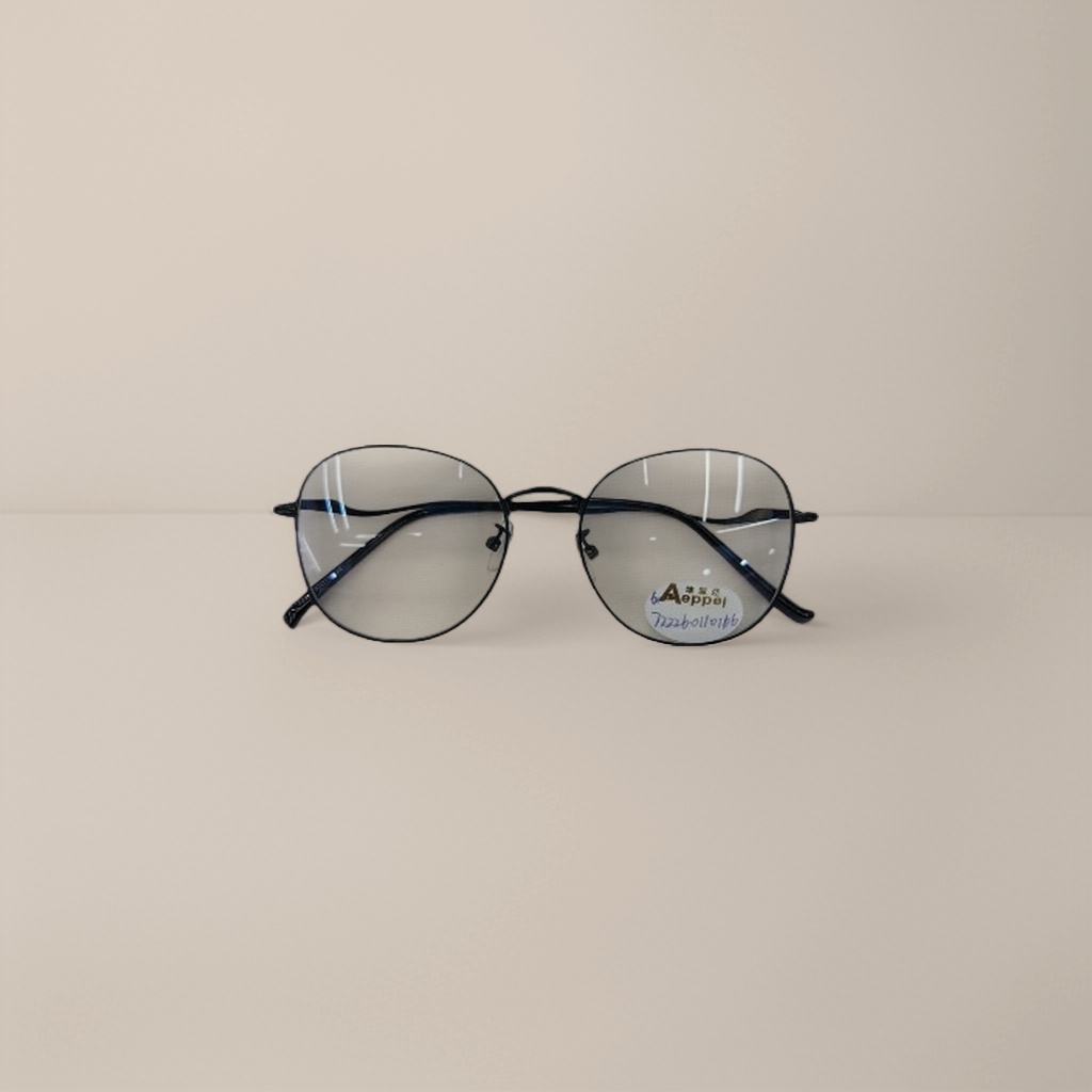 Black round-framed glasses with 99.9% anti-blue light light titanium alloy frames, suitable for both men and women