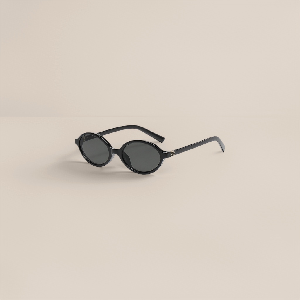 Black oval-shaped sunglasses, fashionable UV-resistant polarized sunglasses, suitable for both men and women Application Scenario