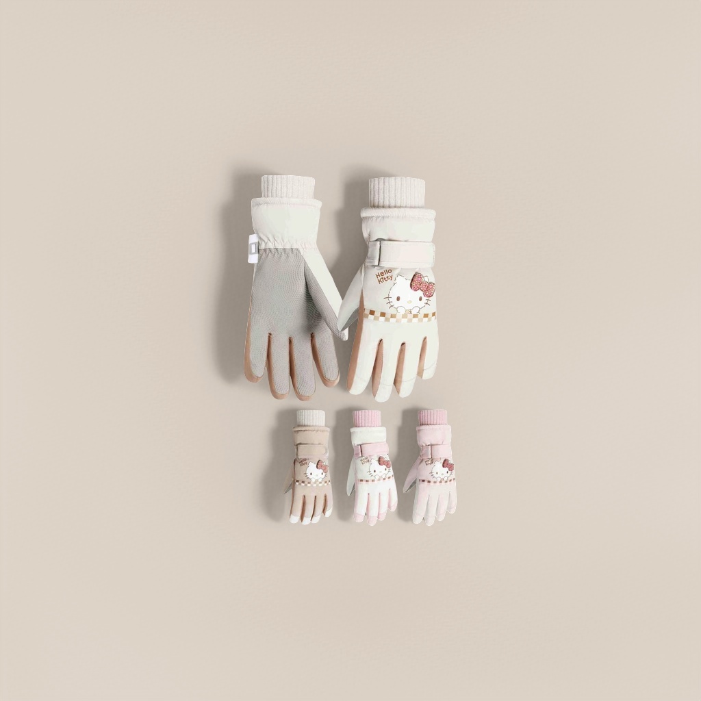The off-white Hello Kitty cartoon gloves are anti-slip and have thickened palms for warmth details Picture