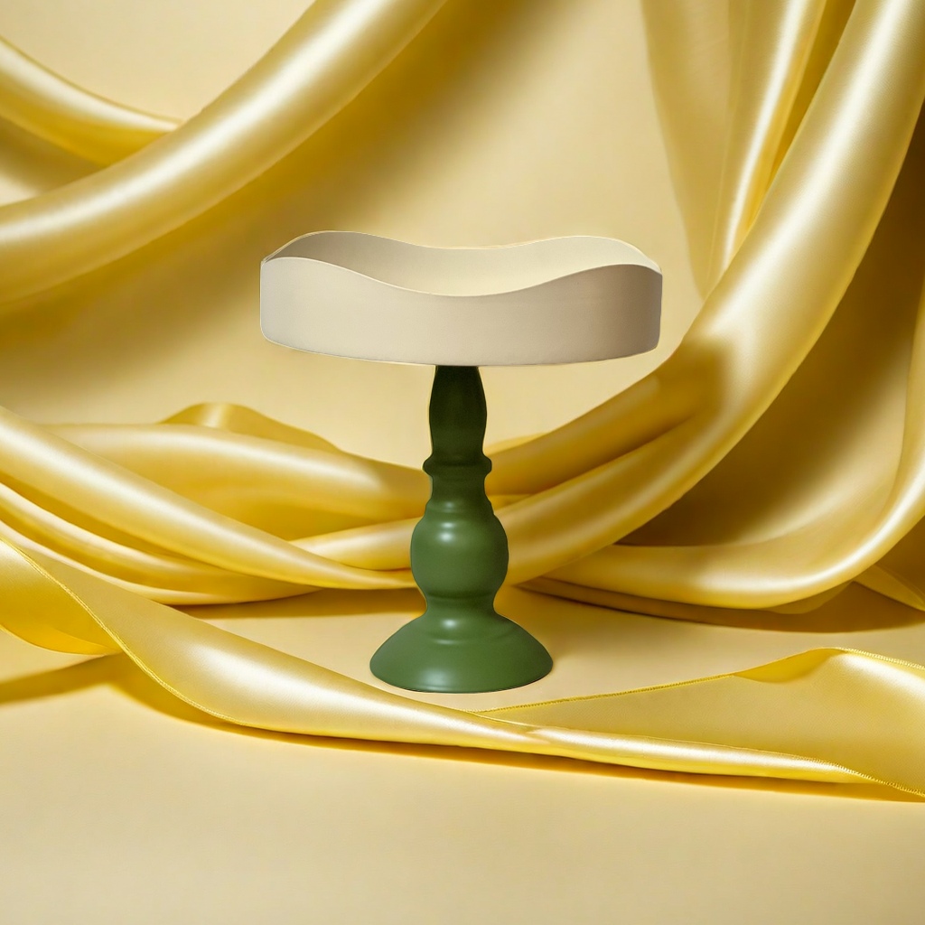 The SANCAI off-white wavy edge tray with a green base is a household storage ornament and a national item Specification image